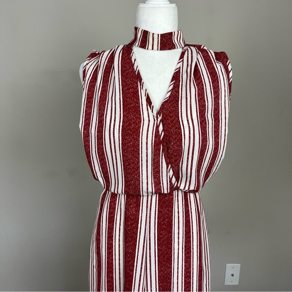 DAYLIGHT STRIPED SLEEVELESS JUMPSUIT CUT OUT NECKLINE IN RED & WHITE SIZE SMALL - Picture 4 of 16